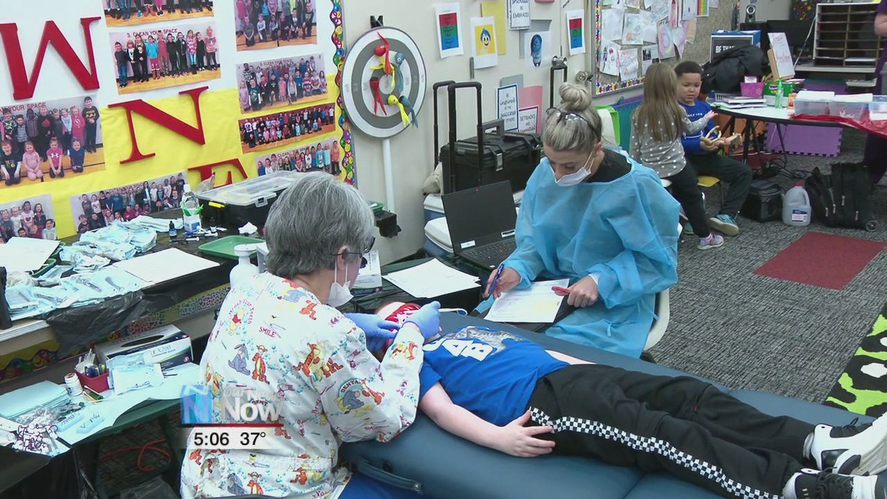 Mobile dentist program comes to Shawnee schools